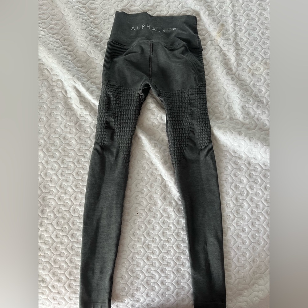 Grey Alphalete pants - Picture 3 of 5